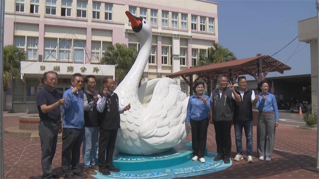 雲林天鵝湖嘉年華連假登場　3米高天鵝裝置藝術搶先曝光