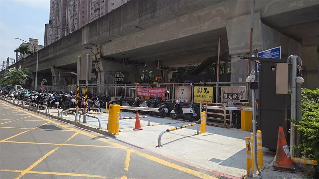 快新聞／新北通勤族有福了！台鐵「這兩大站」旁增設停車場　今日開始營運