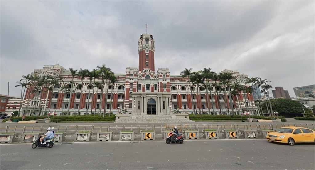 總統府有靈異事件?夜晚走廊傳「陣陣腳步聲」…林志潔開門撞見「這1幕」結局神反轉