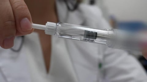 30歲健康零贅肉女「打猛健樂」狂吐！醫診斷「酮酸中毒」原因和解方曝光