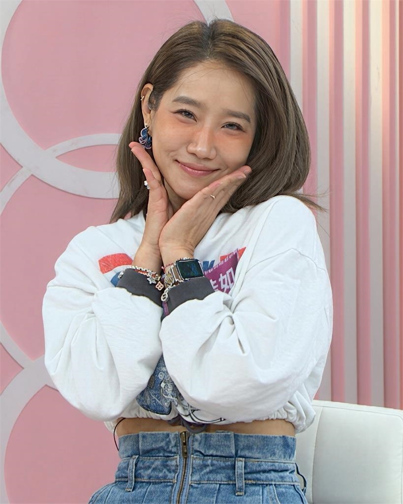 張立東帶曖昧對象要「刷臉」進高級派對！門票噴3萬元騎Ubike領錢救場