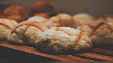 韓超商菠蘿麵包「飄屎味」！消費者一聞秒丟　竟是加了「這物」害的