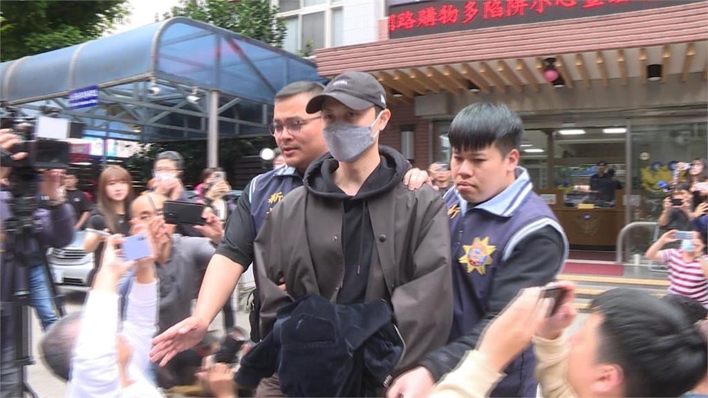 王子閃兵燒到韓國！韓媒酸「連BTS都去當兵了」拿1圖對比超狠　台網嘆：丟臉到國外