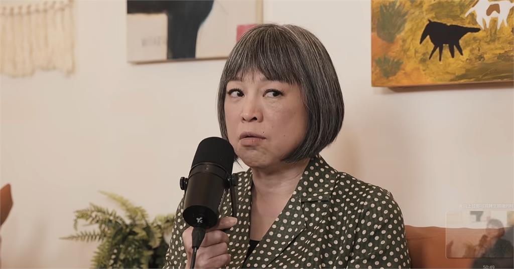 60歲范琪斐激戰「同齡餐廳老闆」完事還要復盤！凱莉驚問「玩滴蠟嗎」她揭私下角色