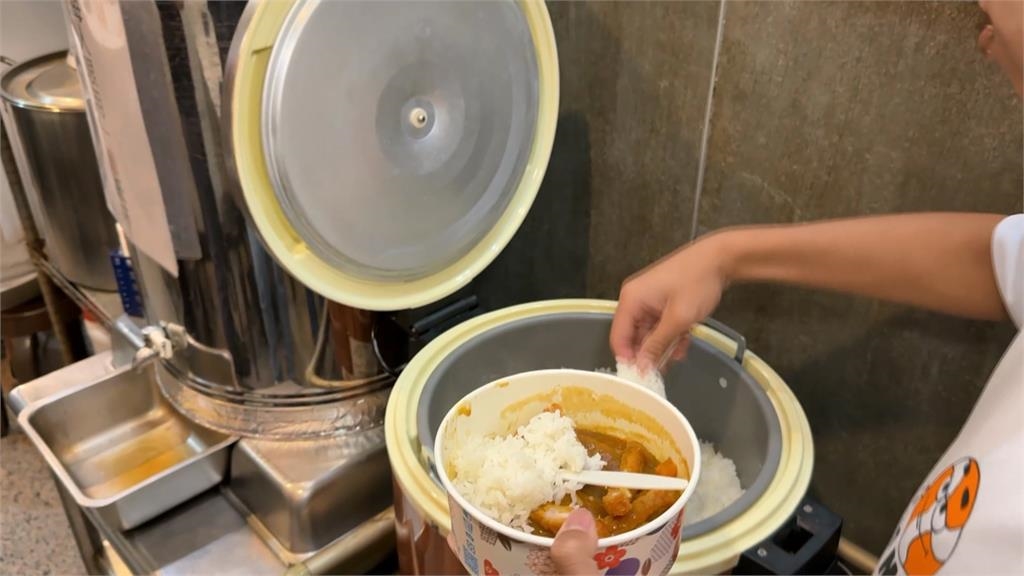 名人帶路吃美食!高雄教育局長高中 大推「雄中附近必吃美食」