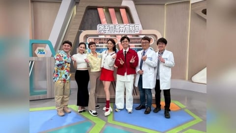 王思佳穿搭亮片沒在怕！當媽後皮膚易發癢、小孩還摳掉裝飾品