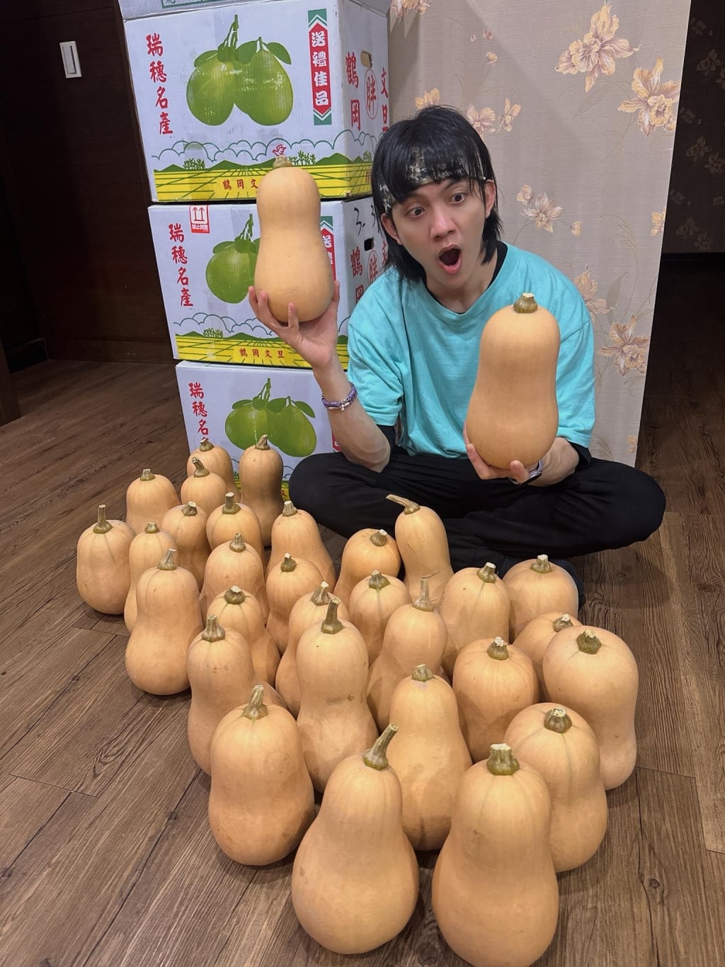 郭忠祐放假變農夫！跳脫舞台形象「下田模樣」全曝光 網驚：太全能