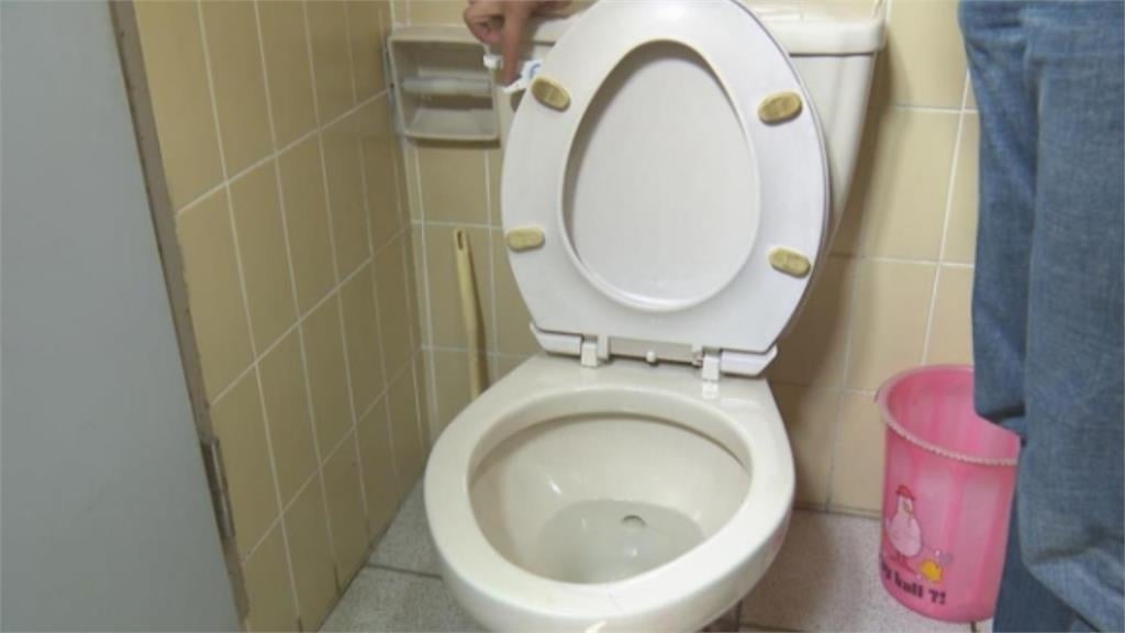 網傳演唱會「吃麻糬」可抗尿？專家證實原理跟「這種成分」有關！