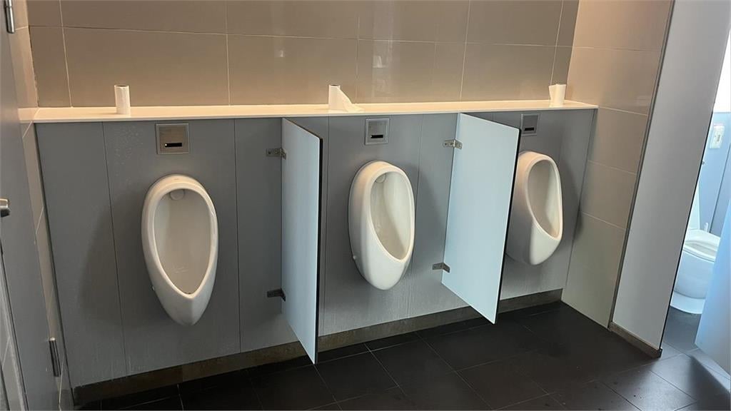 北捷廁所衛生紙下竟藏「神祕白盒+電線」?內行揭「1用途」網喊:長知識了