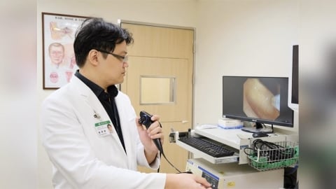 說話像被「無形手掐脖」   熟男失聲2年竟聲帶時刻在抽筋