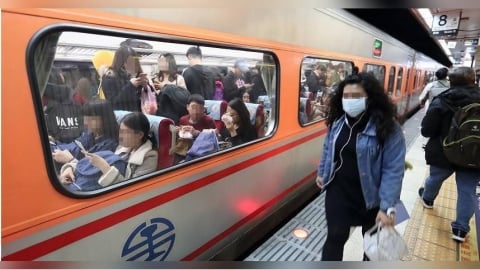 搭台鐵慘遭「蝨子爬滿全身」乘客崩潰　台鐵急扣車深層清潔