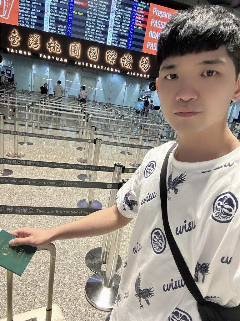 晚安小雞剛出獄回台「又出國」！他突宣布「異國探險2天」網調侃：2年後見