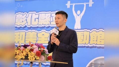 藍營「這縣市首長」當面爭運動場館!李洋拒收「僅回6字」原因曝光