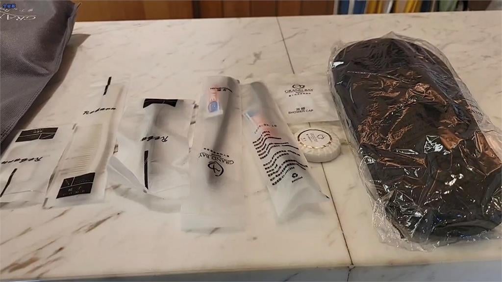 牙刷「直立晾乾」竟會狂滋生細菌?醫曝正確晾法:刷毛朝下才能抑制細菌