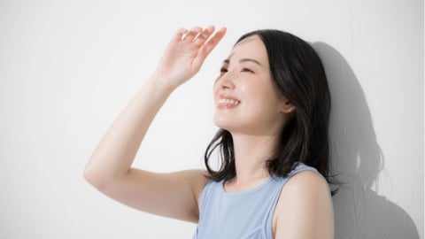 濾鏡時代被淘汰？ 醫揭密粉光瓶「素顏勝全妝」3大關鍵