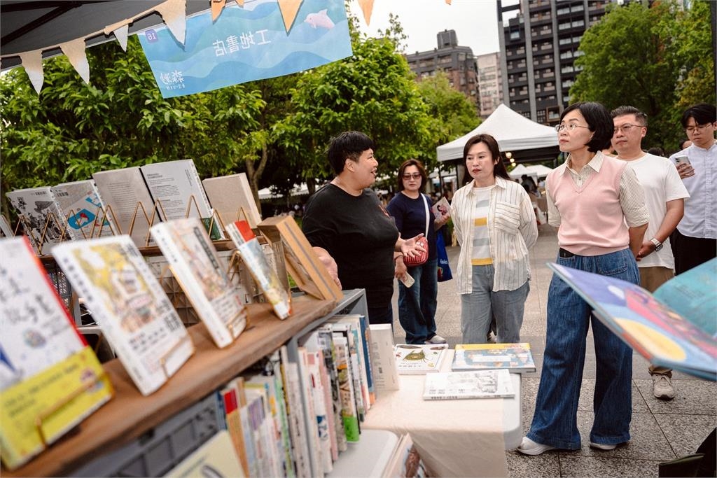 快新聞／「水獺媽媽」現身中和說故事　蘇巧慧曝心願：打造友善育兒城市