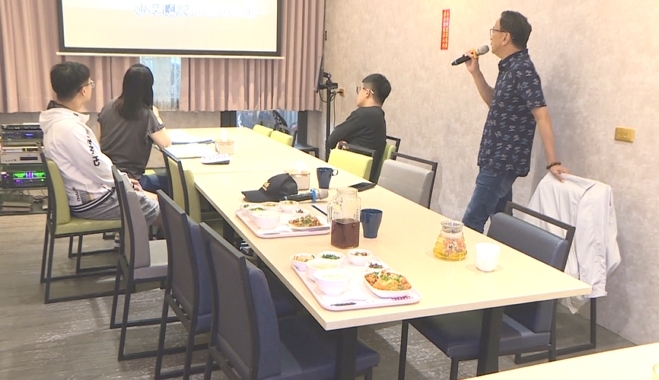 在地人帶路吃美食 彰化埔心農會老幹部大推"溫體牛腩飯"