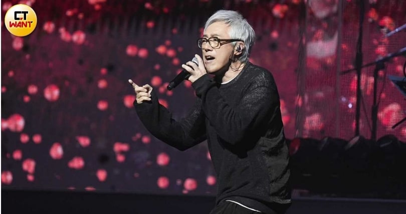 游鴻明開唱好友張宇現身擔任嘉賓掀起高潮。（圖／蘇聖倫攝）