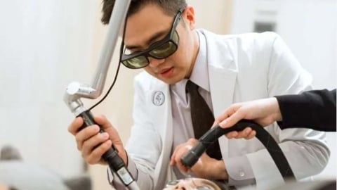 鉑金皮秒與分層治療受關注:肝斑與敏感肌膚管理趨向個別化