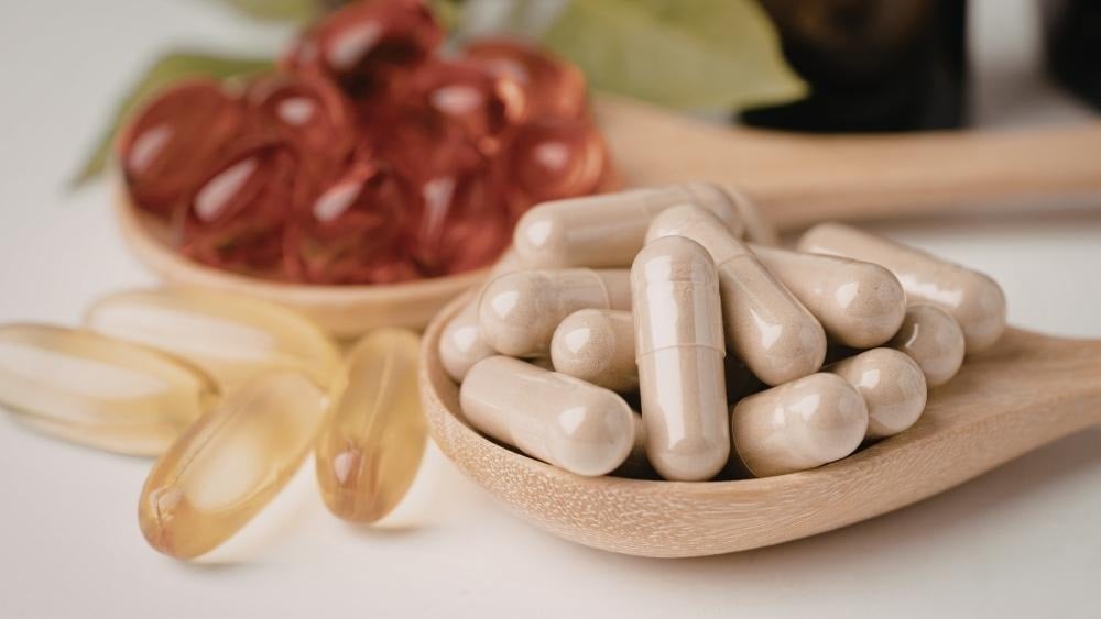 酒精洗手就夠了嗎？一起來破解腸病毒的無膜結構與腸道防衛戰