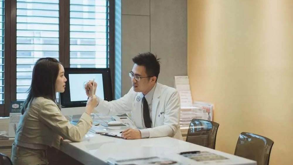 臉部鬆弛狀況如何評估？音波與電波技術差異與分層概念解析