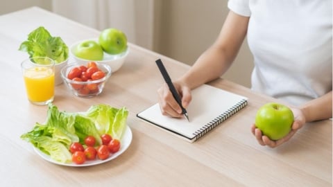 每天都吃同一種食物更容易瘦？ 研究證實：「單調飲食法」減少大腦決策疲勞