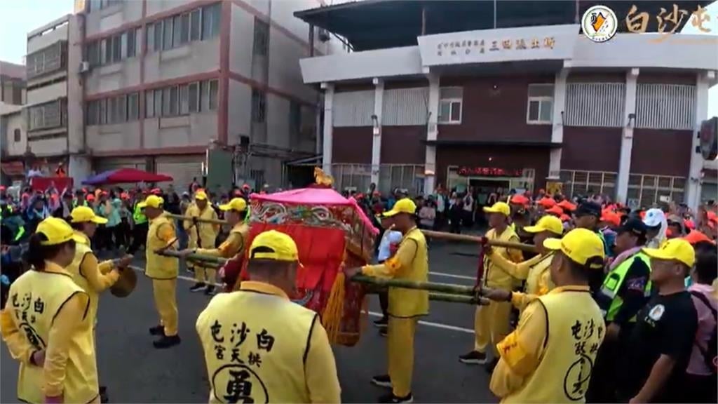 白沙屯媽祖現神蹟！賜罹癌夫「聖筊」　4個月後「癌細胞清零」妻激動告白