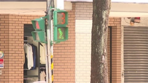 遇黃燈該減速還直衝?警方揭「3情形」視闖紅燈最高恐罰5400