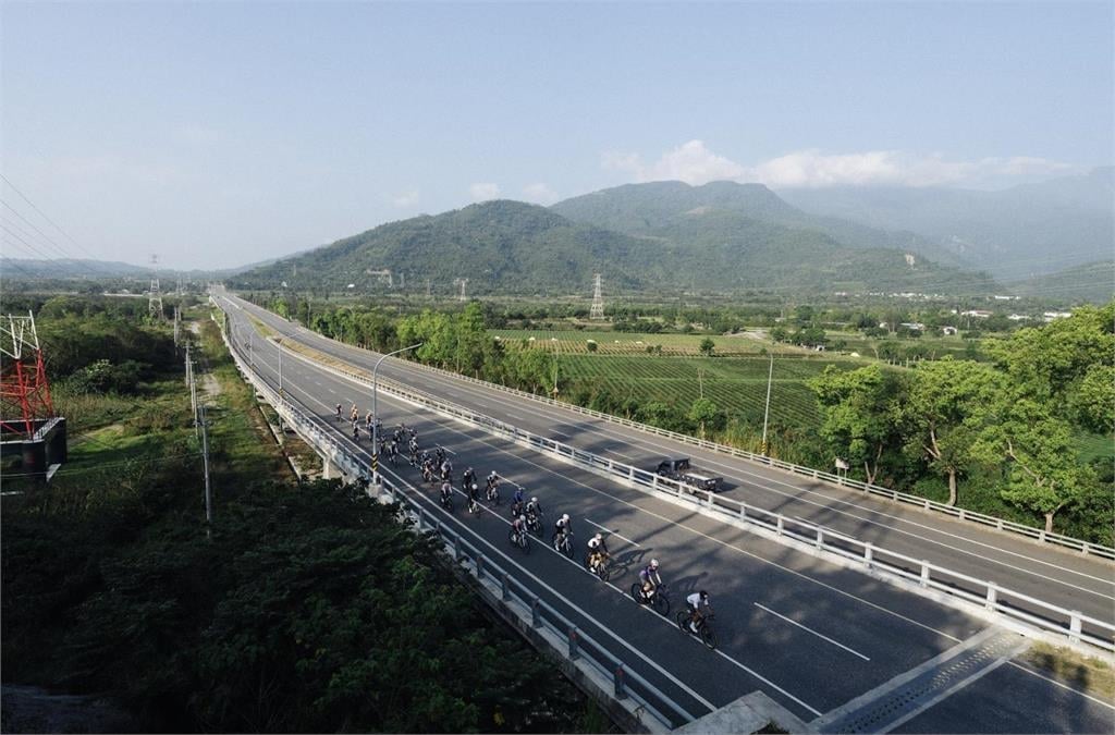 綜合／挑戰熱血完騎橫越玉長公路、登牛山！20國車友馳騁花東山海189公里