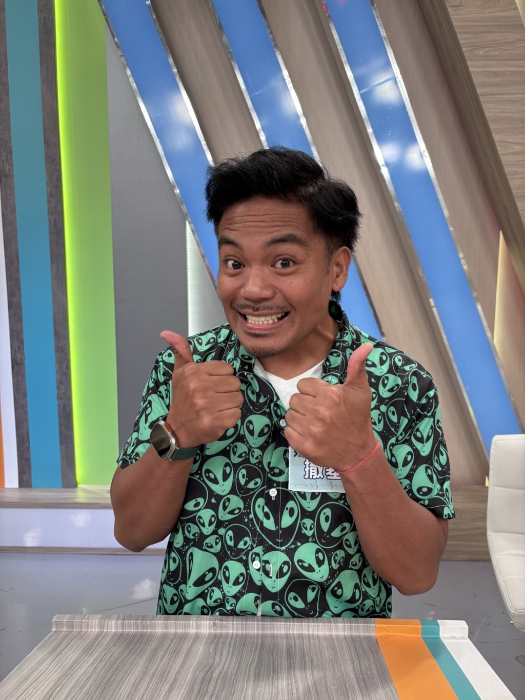 (影)／撒基努是健忘還是失智 竟然把兒子遺忘在釣蝦場？