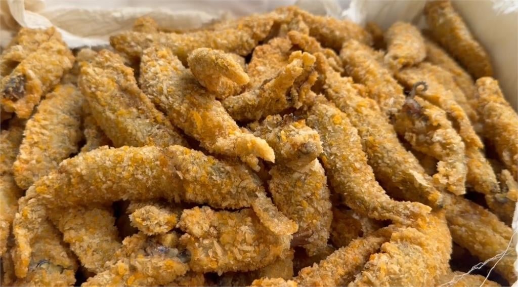 粉紅超跑夜襲！　白沙屯媽祖鑾轎一路南奔賜福