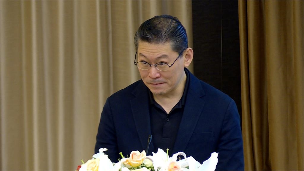 獨家畫面！宏泰人壽不動產處遭搜索帶回訊問中　集團董座林鴻南等逾10人被約談