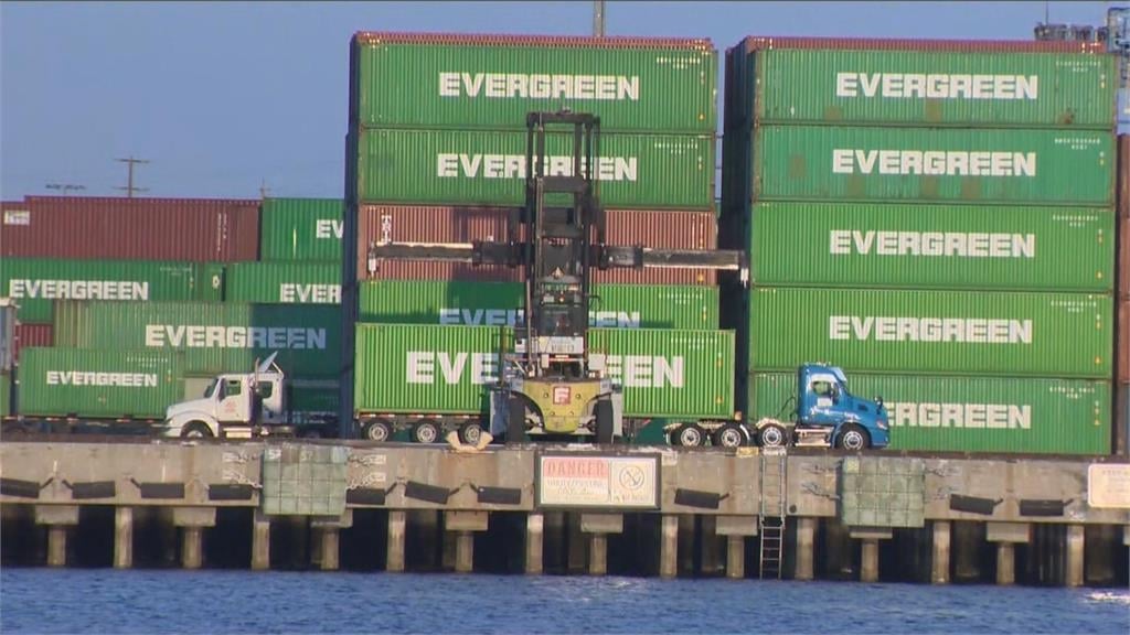 22歲正妹買房豪付清頭期款！網一看本業驚「入行3年月新20萬↑」秒跪：有夠猛