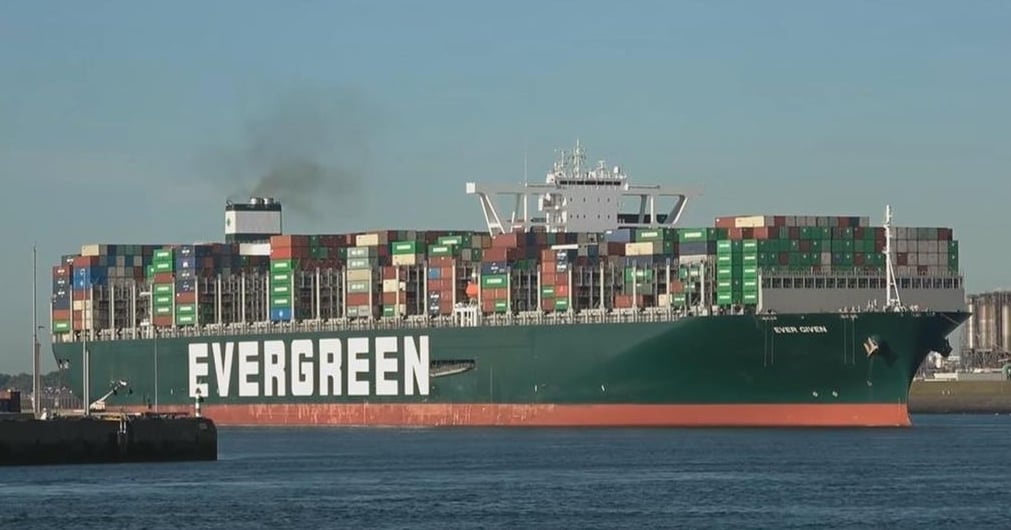 22歲正妹買房豪付清頭期款！網一看本業驚「入行3年月新20萬↑」秒跪：有夠猛