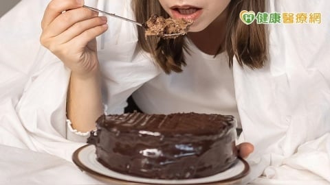 壓力好大只想吃甜食？5大快樂營養素一次看　護腸胃也能防憂鬱！