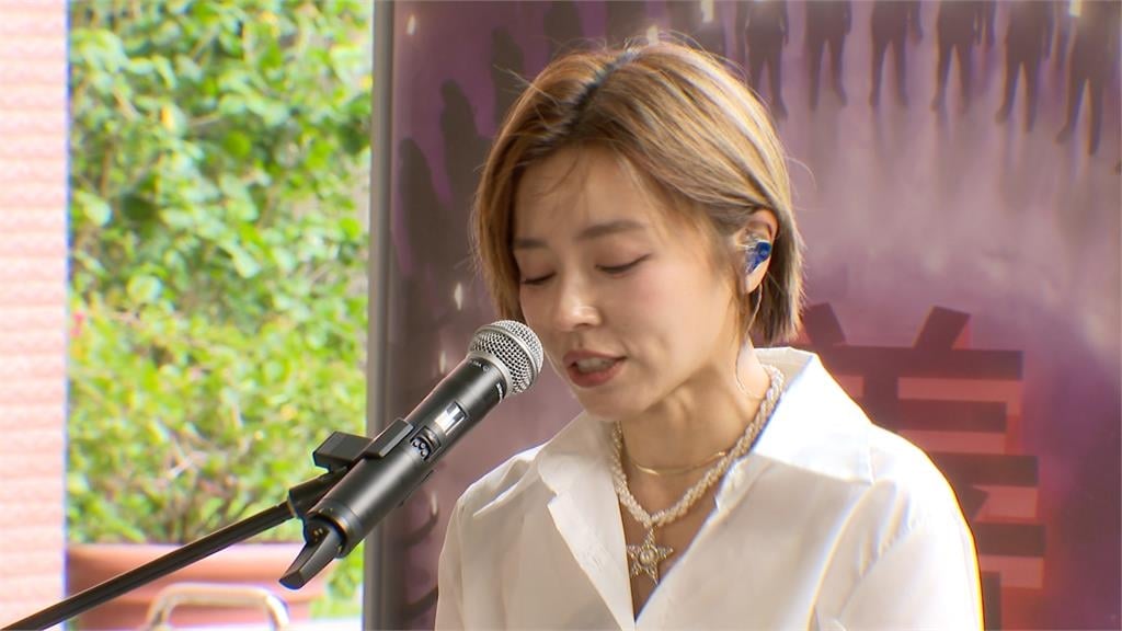 霸氣樂團出席公益實境節目 王瞳唱艾成遺作「永遠」哽咽