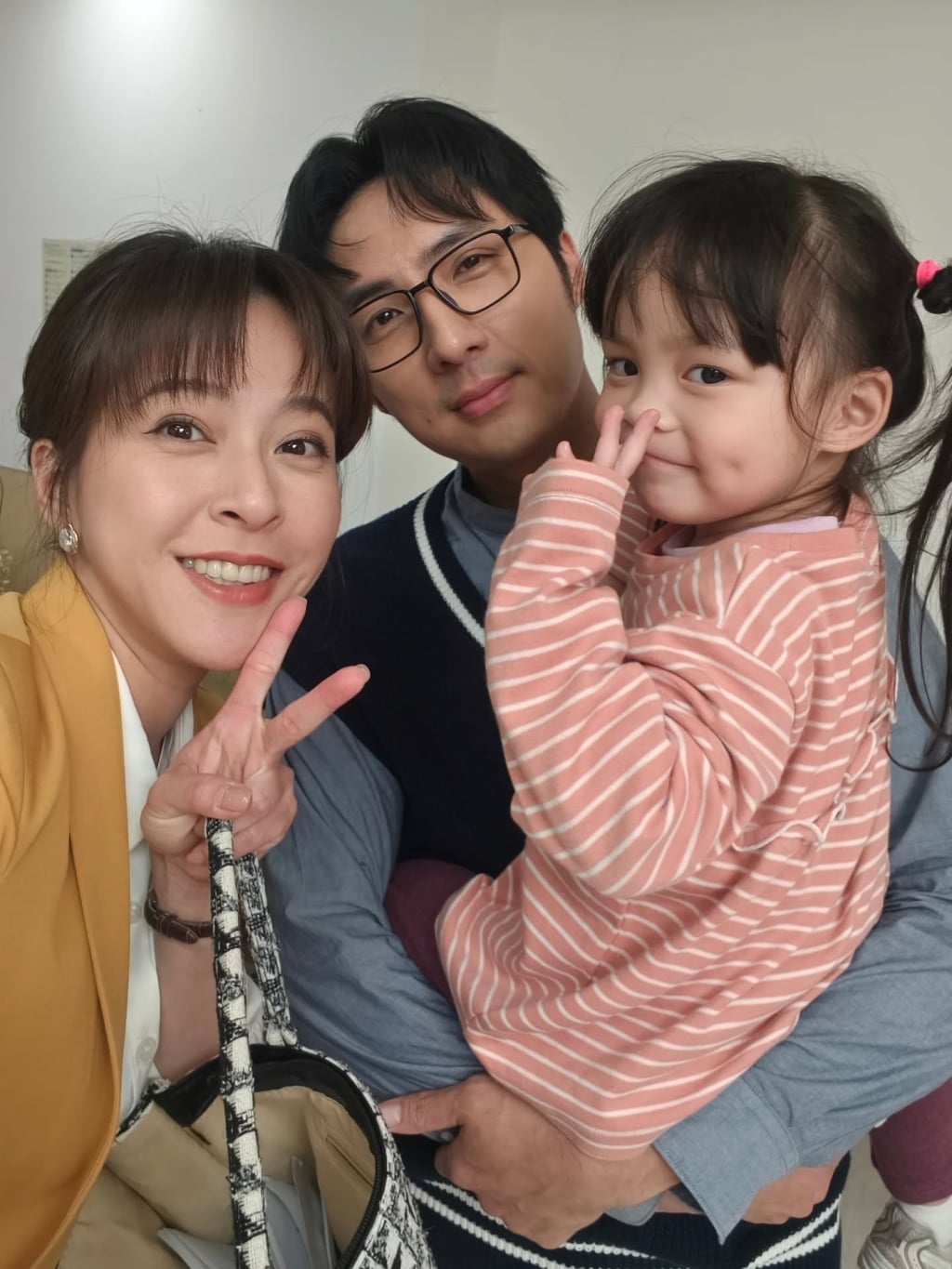 蘇晏霈開課了？一對一教戲《豆腐媽媽》童星豆豆 呆萌互動笑瘋網友