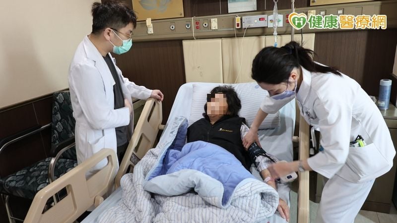 冠狀動脈阻塞怎麼辦？醫揭治療關鍵　出現胸悶別拖