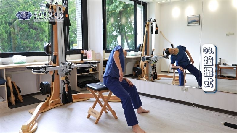 外送員手麻背痛頸椎傷　四招嬋柔伸展舒緩