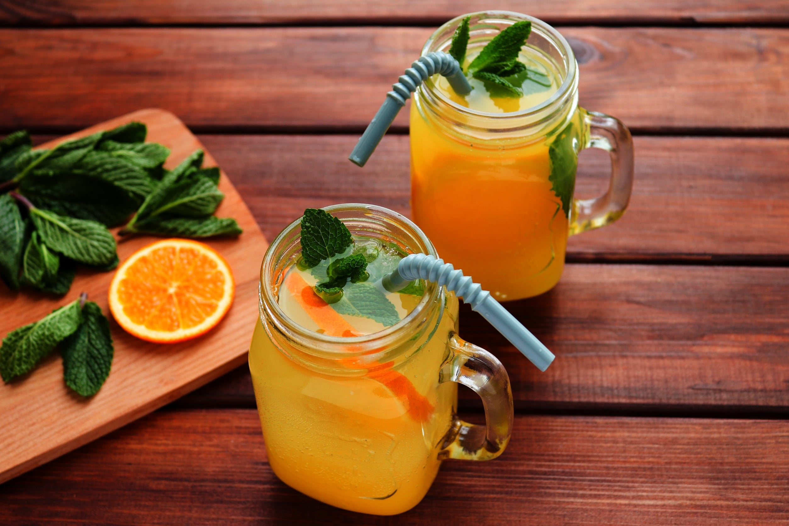 伯爵茶漬柳橙氣泡飲。圖/123RF圖庫