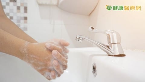 腹瀉人數暴增！一週破12萬人次　專家揭「最大元凶」