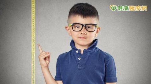 孩子長不高怎麼判斷?醫揭第3百分位警訊與生長治療評估關鍵