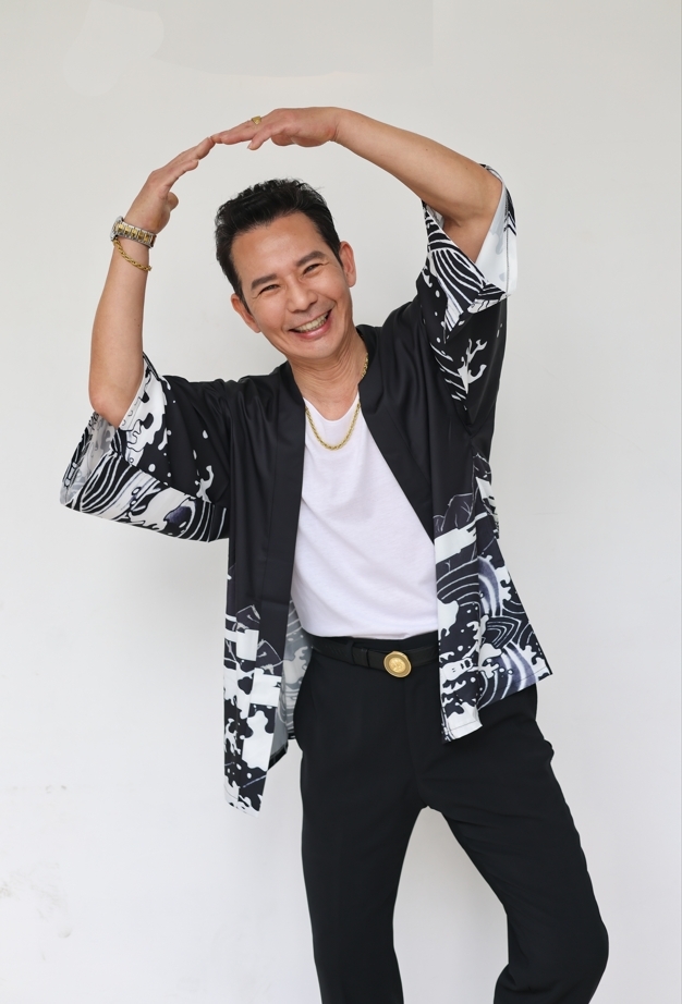 王耿豪驚喜加入《豆腐媽媽》演出！這部位「變超巨」他自豪：大得有點離譜