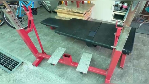 舉重隊學生場外疑爆粗口　教練呼巴掌稱「品德管教」