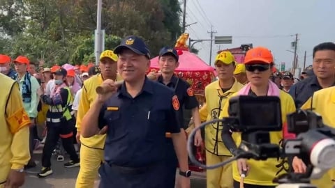 重頭戲「刈火儀式」圓滿　白沙屯媽祖凌晨起駕回鑾