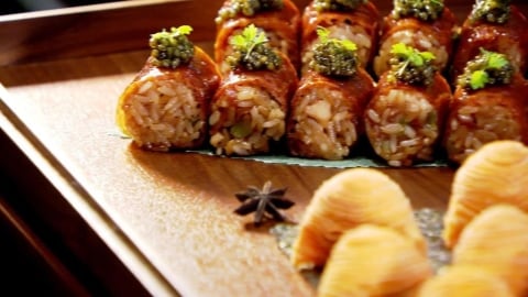 酥脆鴨皮包裹鴨油八寶飯　台北餐廳翻新傳統推創新吃法