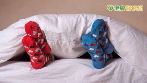 輾轉反側？美國專家：穿1物可能睡更好　研究顯示較快入眠