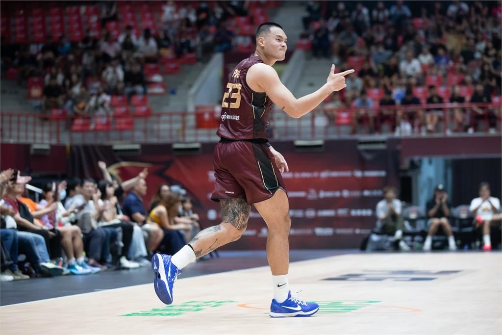 PLG(影)／富邦勇士100：94力克台鋼獵鷹！成功挺進季後賽