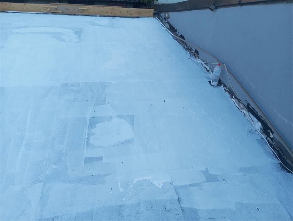 又見裝修蟑螂！中和老宅做防水工程 水電行疑落跑留爛尾