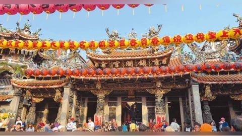 大甲媽起駕千里眼落地！易經專家驚揭「幽靈船現蹤」　預言恐有大事發生